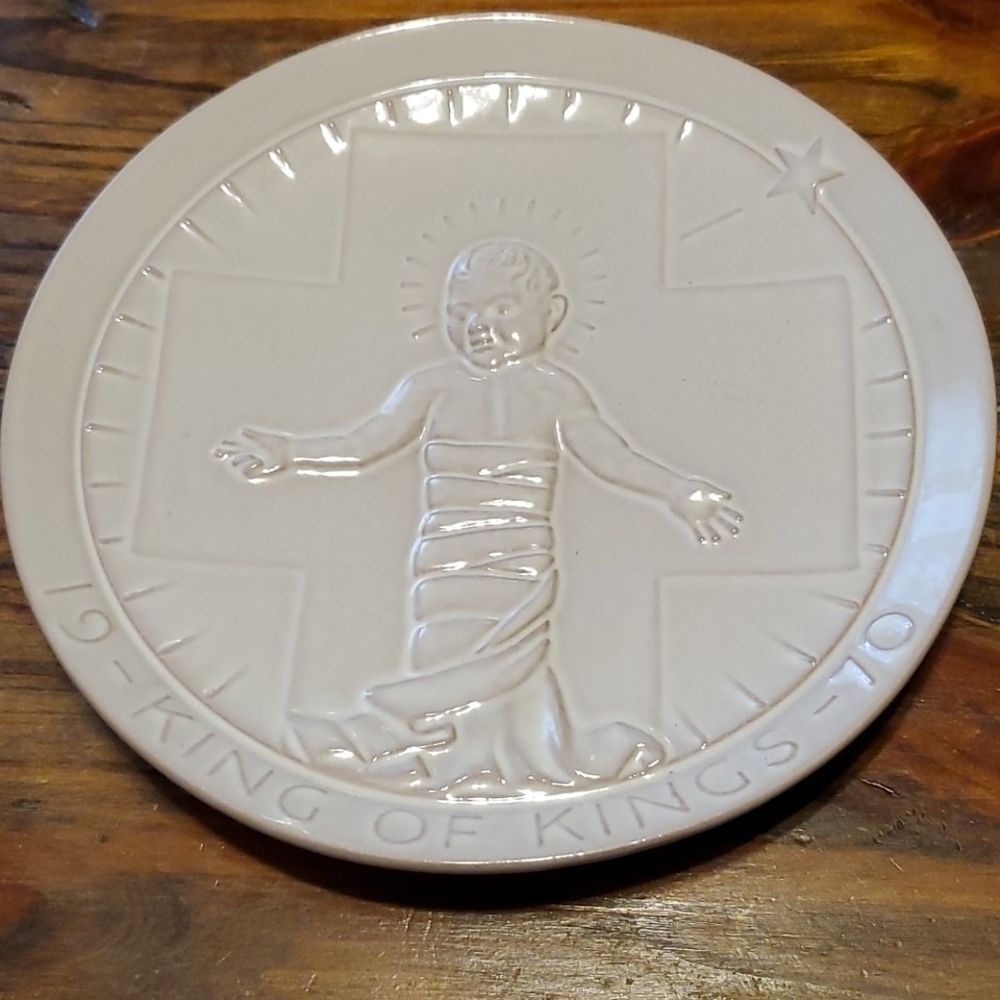 Frankoma 1970 Christmas Plate King of Kings